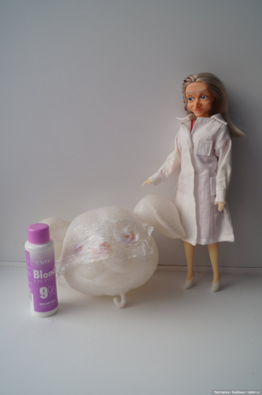 Вторая выписка марта. Как убрать следы горячего пистолета с куклы. Восстанавливаем волосы. Перетяжка пупсика и собачки