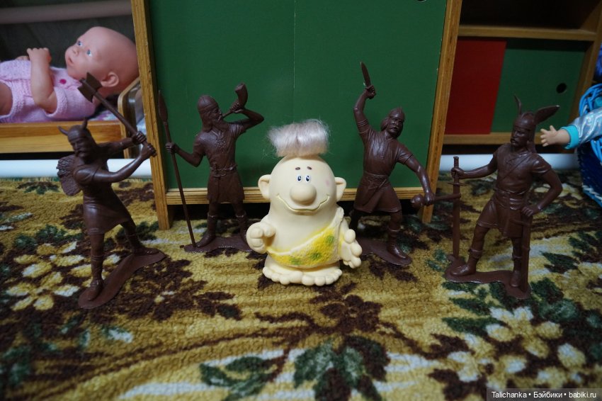 Вторая выписка марта. Как убрать следы горячего пистолета с куклы. Восстанавливаем волосы. Перетяжка пупсика и собачки