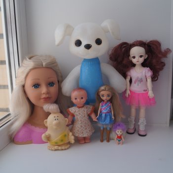 Вторая выписка марта. Как убрать следы горячего пистолета с куклы. Восстанавливаем волосы. Перетяжка пупсика и собачки.