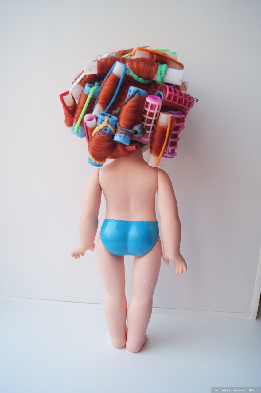 Первая выписка апреля. Реанимирую волосы Мериды. Как подклеить разрыв глазницы у пупса. Чиним деревянного Незнайку СССР.