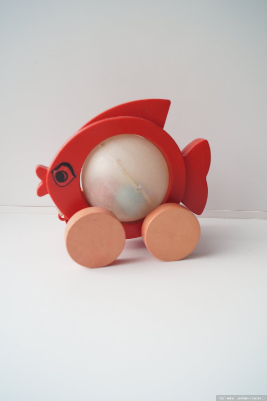 Первая выписка апреля. Реанимирую волосы Мериды. Как подклеить разрыв глазницы у пупса. Чиним деревянного Незнайку СССР.