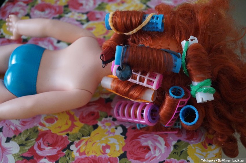 Первая выписка апреля. Реанимирую волосы Мериды. Как подклеить разрыв глазницы у пупса. Чиним деревянного Незнайку СССР.