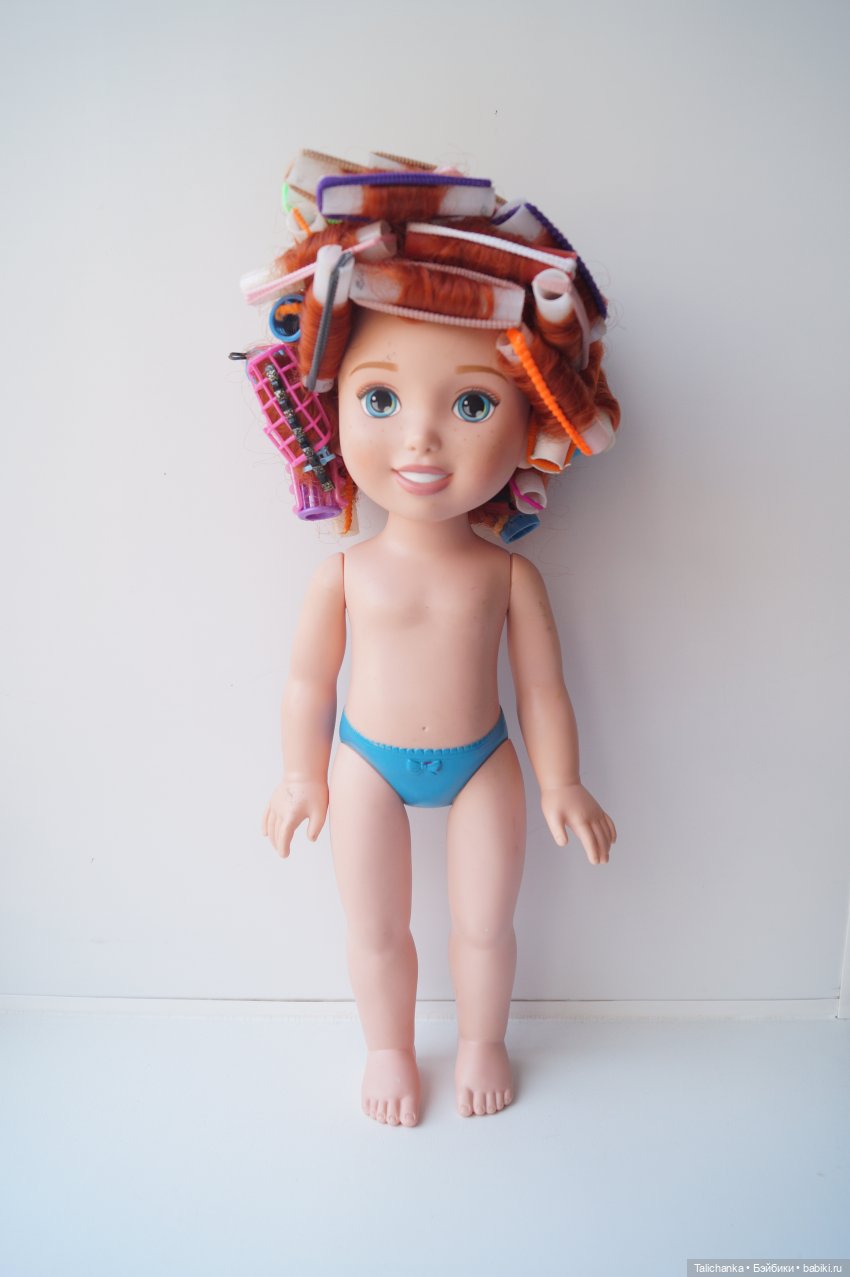 Первая выписка апреля. Реанимирую волосы Мериды. Как подклеить разрыв глазницы у пупса. Чиним деревянного Незнайку СССР.