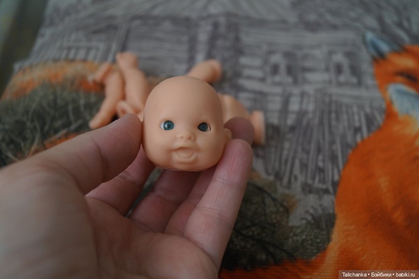 Первая выписка апреля. Реанимирую волосы Мериды. Как подклеить разрыв глазницы у пупса. Чиним деревянного Незнайку СССР.