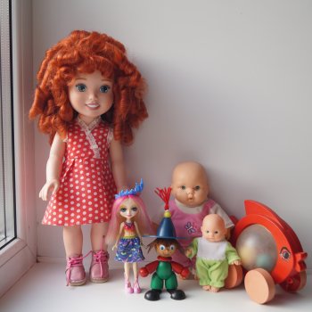 Первая выписка апреля. Реанимирую волосы Мериды. Как подклеить разрыв глазницы у пупса. Чиним деревянного Незнайку СССР. Делаем затёртый пластик прозрачным