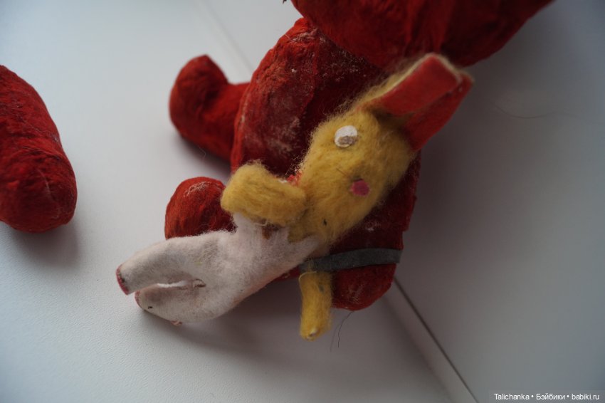 Вторая выписка апреля. Приводим в порядок фарфоровую куклу. Снова клеим разрыв шеи резинового пупса. Чистим и чиним