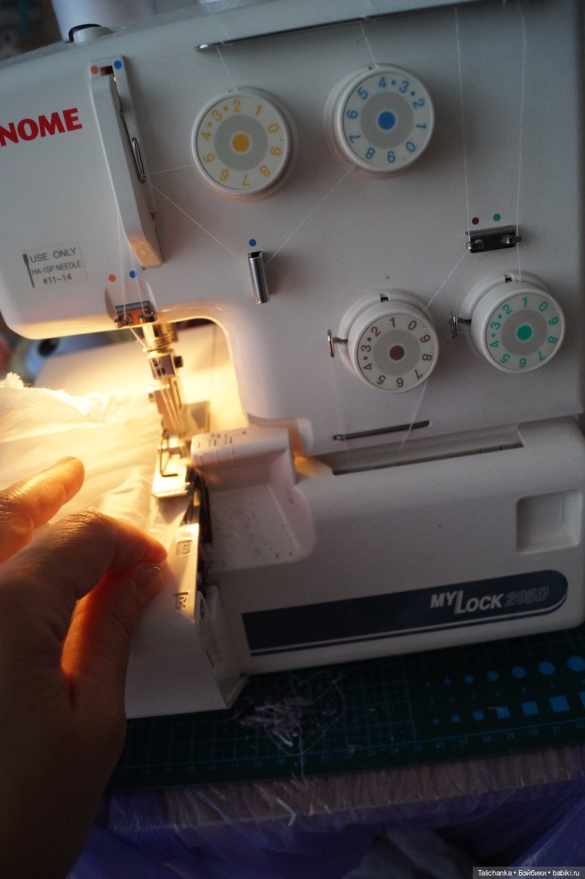 Вторая выписка апреля. Приводим в порядок фарфоровую куклу. Снова клеим разрыв шеи резинового пупса. Чистим и чиним