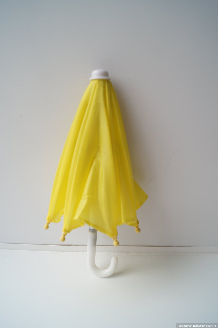 Вторая выписка апреля. Приводим в порядок фарфоровую куклу. Снова клеим разрыв шеи резинового пупса. Чистим и чиним