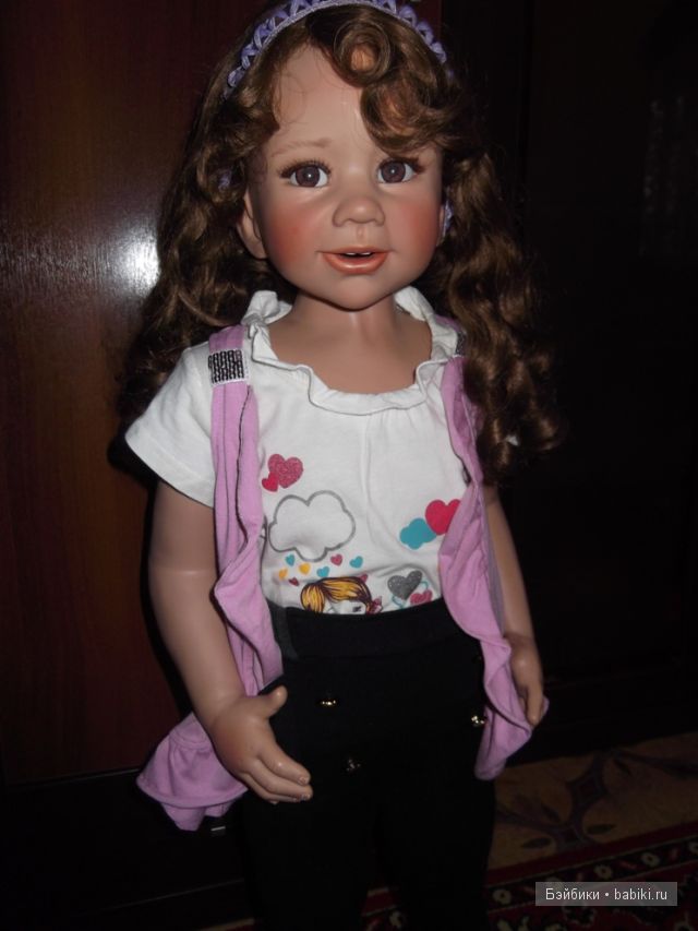 Моника Левениг