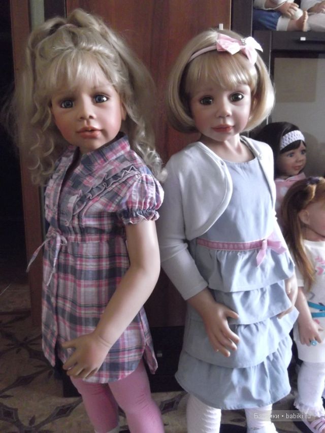 Моника Левениг