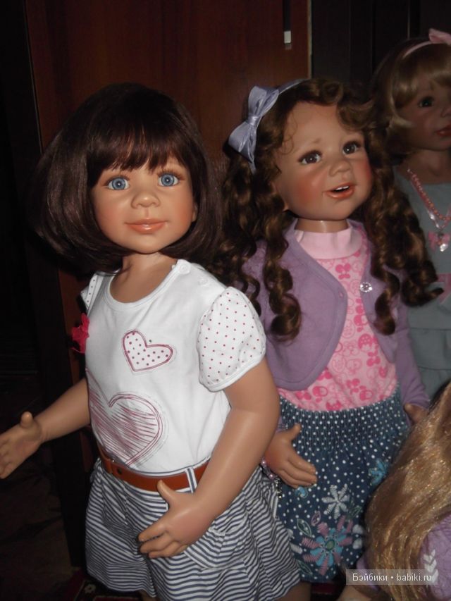 Моника Левениг