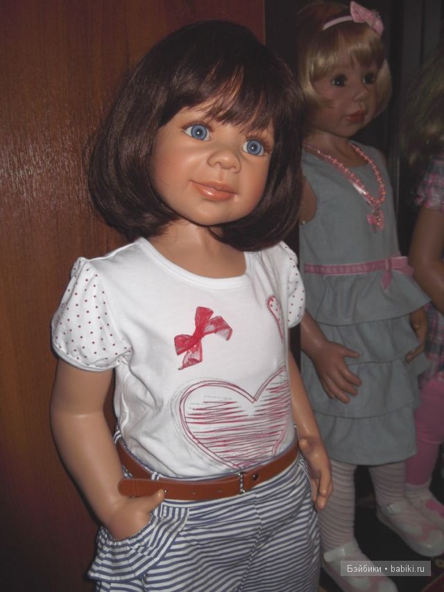 Моника Левениг