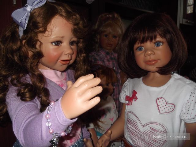 Моника Левениг