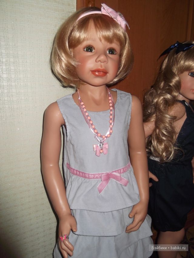 Моника Левениг