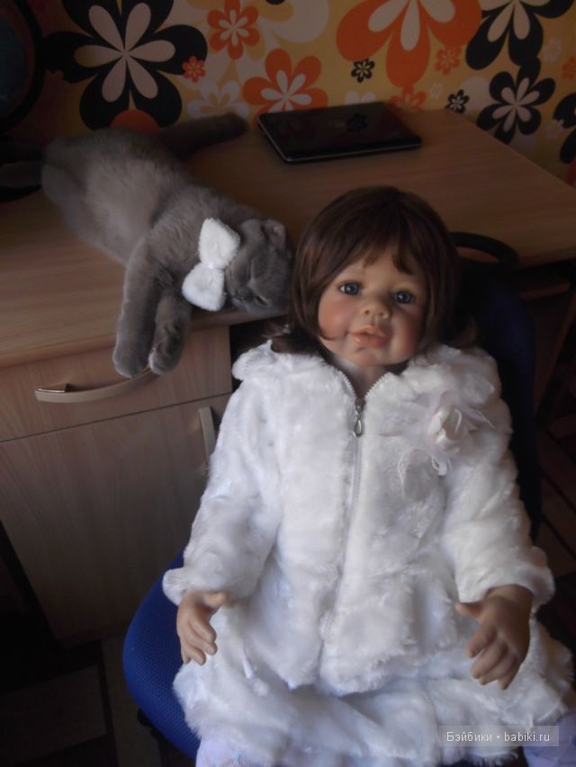 моника левениг моника левениг