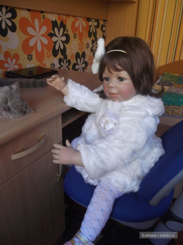 моника левениг моника левениг