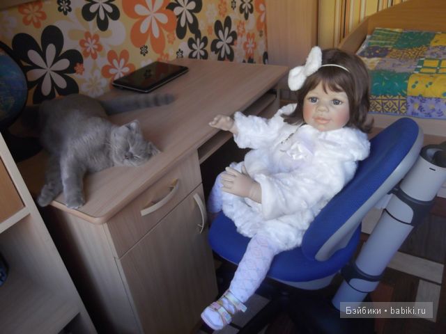 моника левениг моника левениг