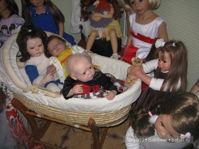 Моника Левениг, Реборны,Липпл