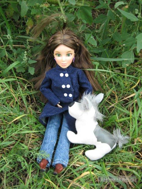 Как играю я. Игровые шарнирные куклы LIV и Moxie Teenz