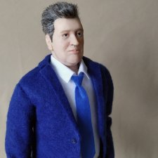 Портретная кукла Мужчина в костюме.