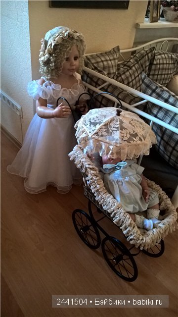 Каждой большой кукле по младшему братику или сестренке