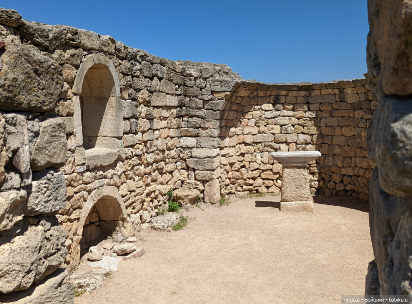 Маша и Пип в Крыму. Севастополь