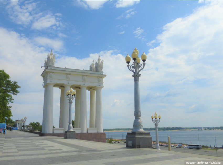 Путешествуем с Машей. Город-герой Волгоград