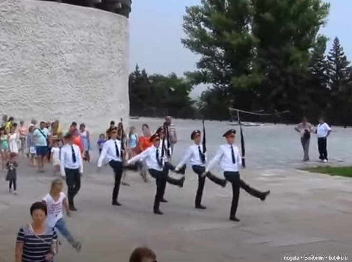 Путешествуем с Машей. Мамаев курган