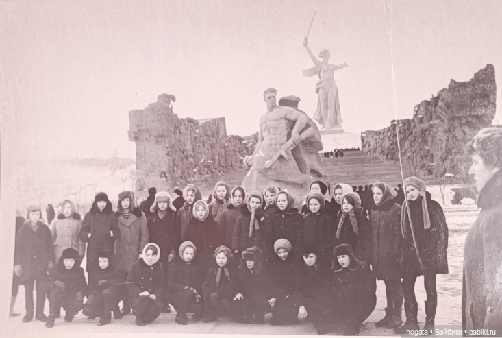 Путешествуем с Машей. Мамаев курган (фото 2)