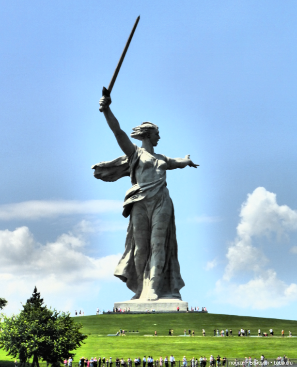 Путешествуем с Машей. Мамаев курган