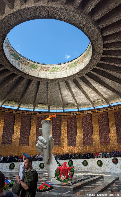 Путешествуем с Машей. Мамаев курган