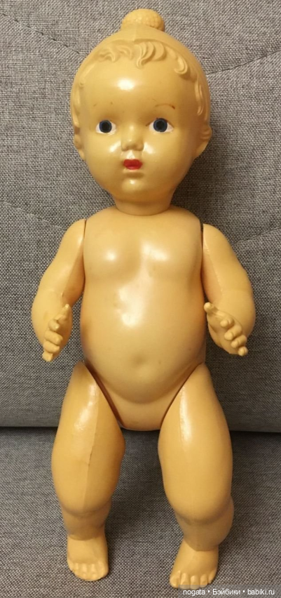 Девочка в шапочке из хорошей семьи