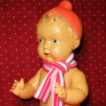 Девочка в шапочке из хорошей семьи