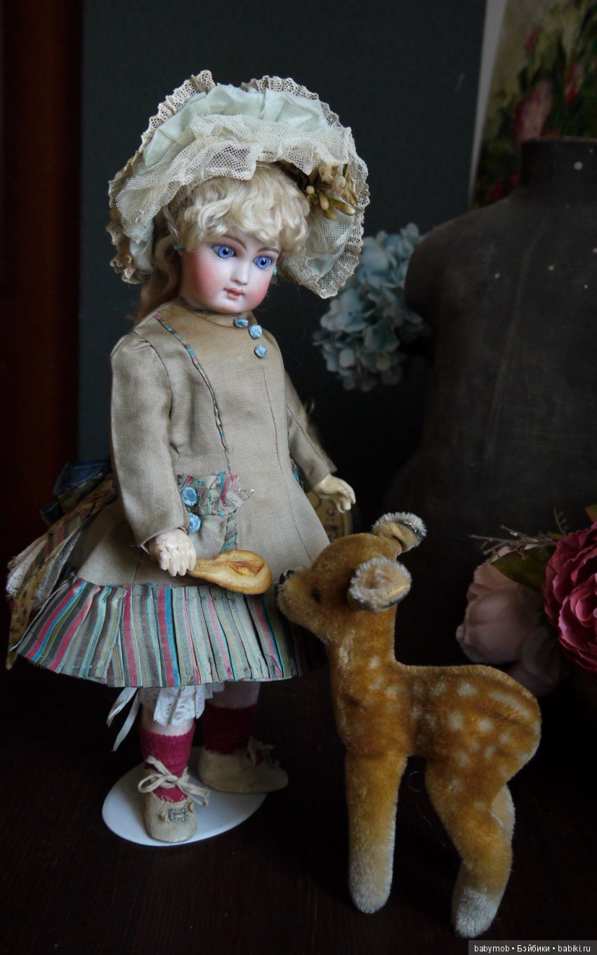 Платье для куклы в стиле 1880х