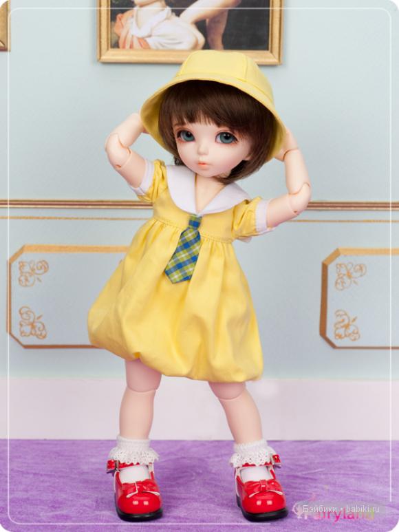 Fashion doll Fashion doll