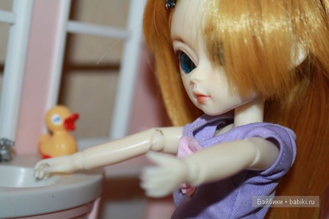 Позируем в новом домике или как Белли начала улыбаться (фото 6)