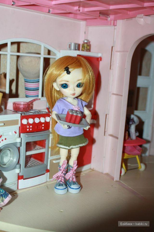 Позируем в новом домике или как Белли начала улыбаться (фото 3)