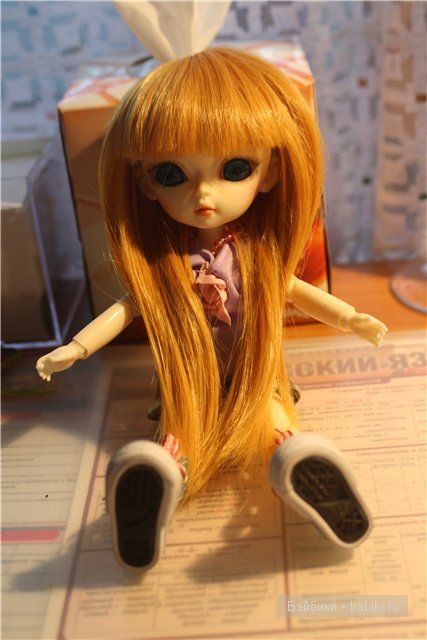 Белли, Little Fee