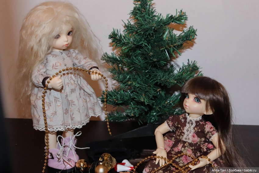 Как Риша и Анетта ёлку наряжали ♡ (фото 8)