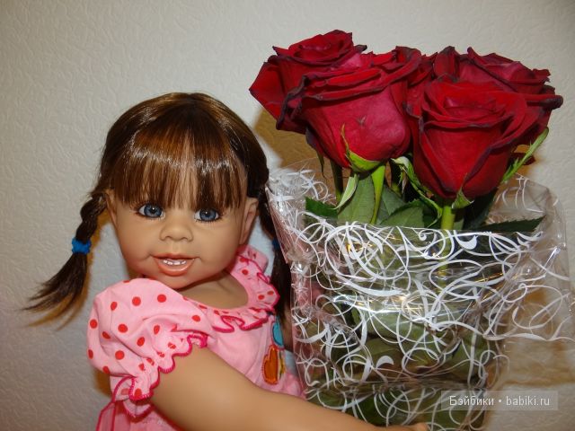 Блондинка и брюнетка от Моники Левениг