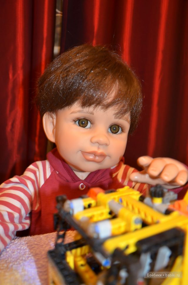 "Данька - копия Саньки" - 2 . Раскаль - коллекционная кукла от Моники Левениг