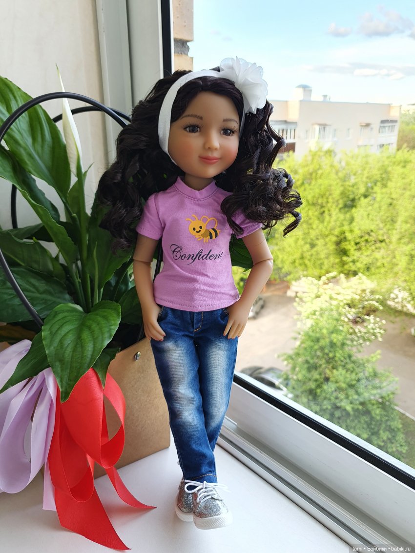 Кайла обиделась — Куклы Ruby Red (Руби Ред) Fashion Friends: Siblies (фото 4)