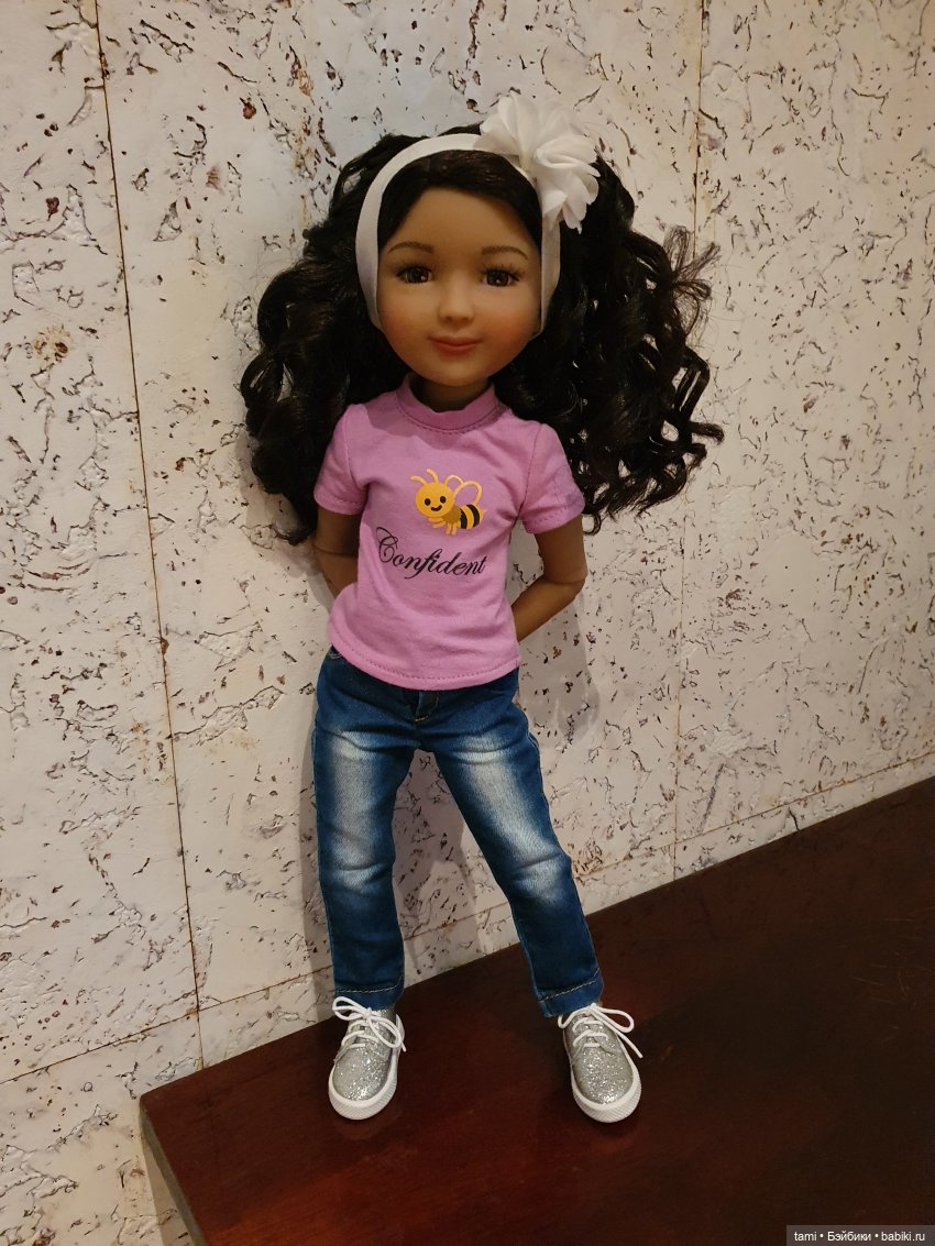 Кайла обиделась — Куклы Ruby Red (Руби Ред) Fashion Friends: Siblies (фото 10)