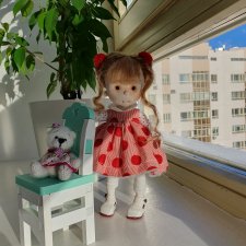 Муся-Маруся и стул