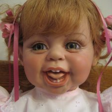 Солнечная и сладкая девочка