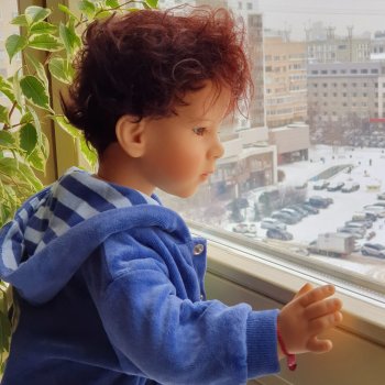 Сержик - наш романтичный мальчишка..