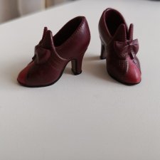Туфли на кукол Тоннер, Барби, Синди, бигуди, наряды, шарфы и другое