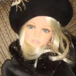 Зима,будем утепляться! Примерка шапочек-платочков