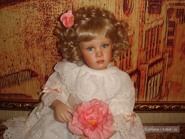 фарфоровая кукла