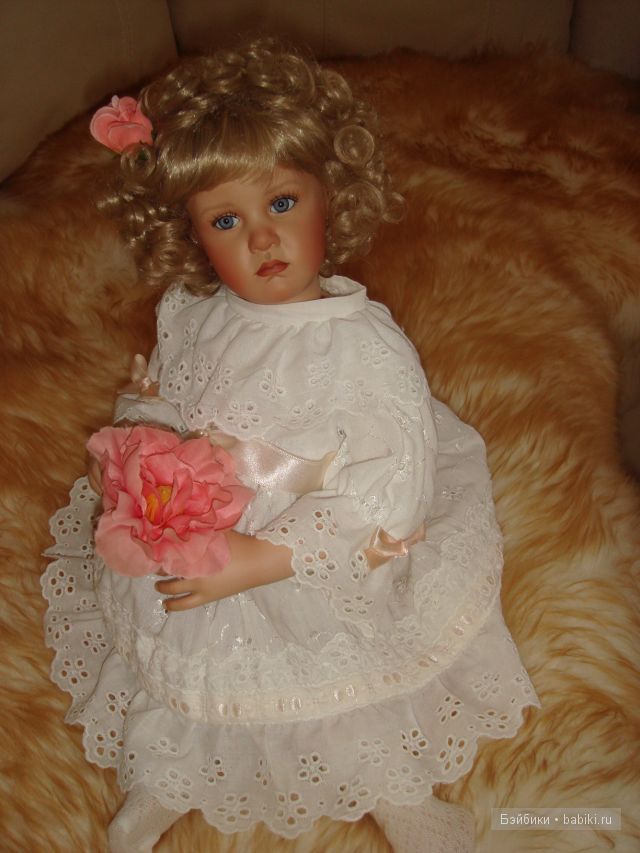 фарфоровая кукла